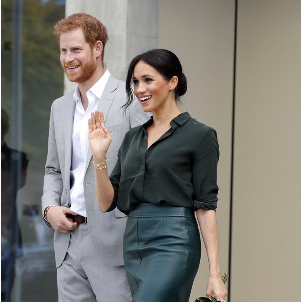 & Other Stories Green Silk sz 4 top ASO Meghan Markle